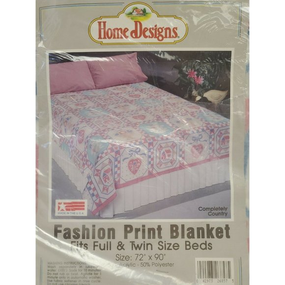 New Vintage Beacon Home Designs Country Print Blanket Satin Edge 72" x 90" - Picture 2 of 3